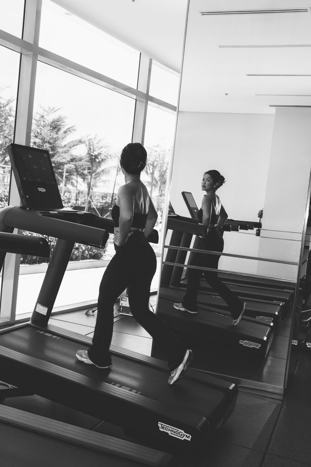 One-on-one training session in the studio